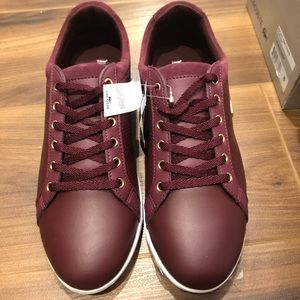 NWT Lacoste Burgundy Shoes w Box